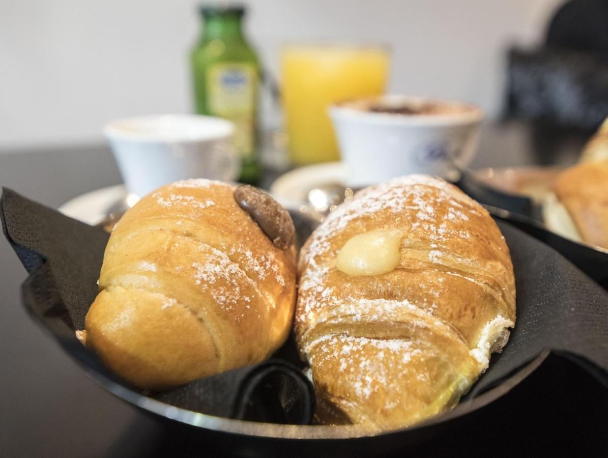 Donna Luisa Bed & Breakfast Napoli Dış mekan fotoğraf